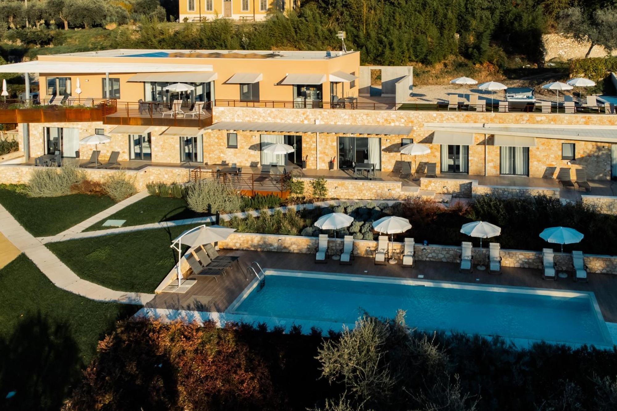 Appartement Monsurei, View *